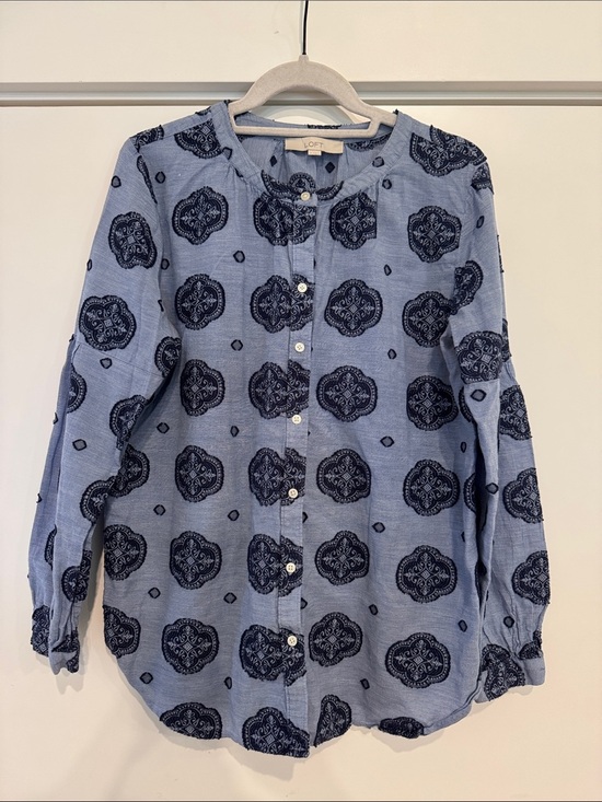 LOFT Tops - Loft Cotton Button Down Shirt Size M